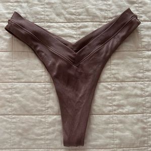 OneOne Swim! Jesse Bottom Latte size Medium!!